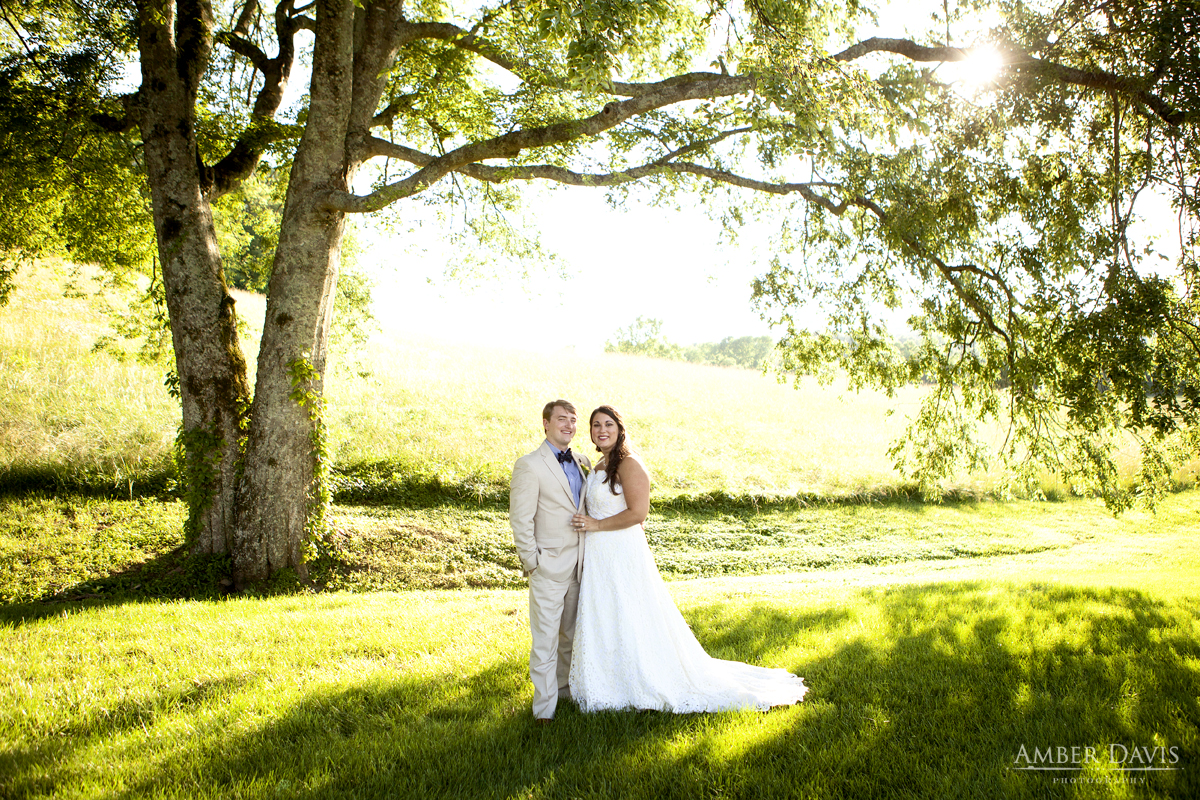Photographer Mint Springs Farm wedding