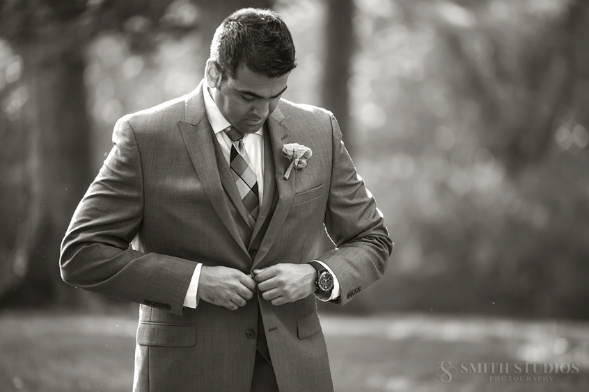 Nashville wedding photographers groom